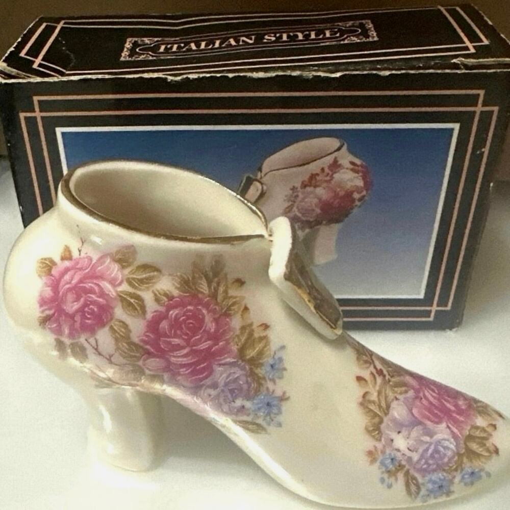 Venexia Clection Italian Style shoe Victorian-style decorative trinket holders.
